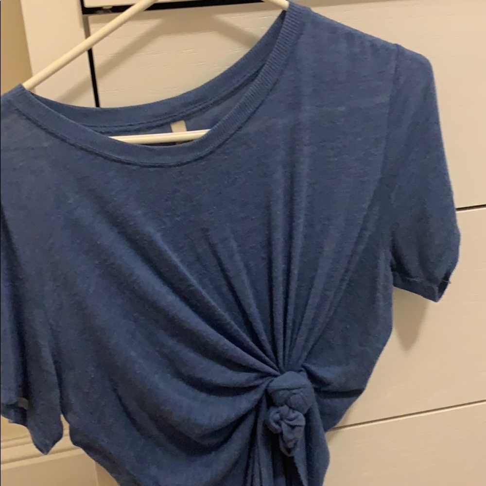 Blue tie top